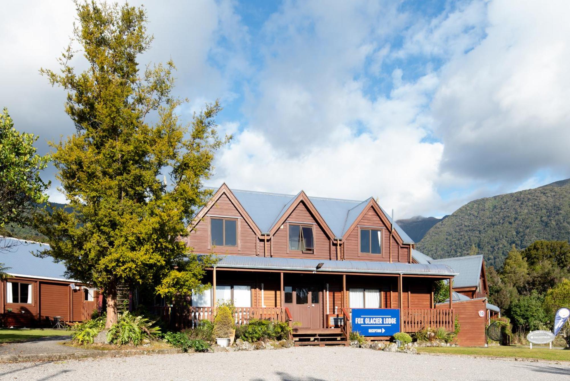 Fox Glacier Lodge Exterior foto